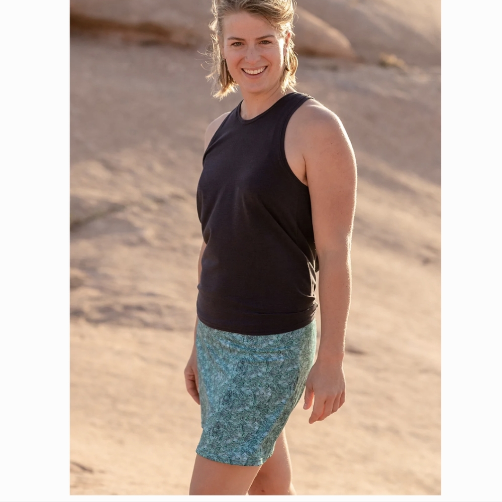 ISO Youer/Kind Apparel Slope Skort Green Mountain Print